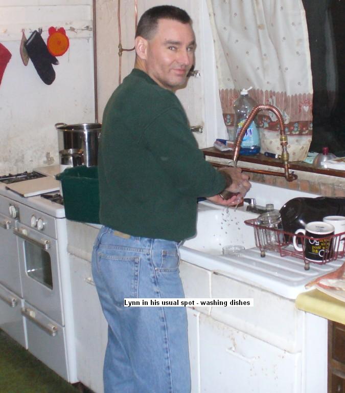 07LynnSink_1.JPG