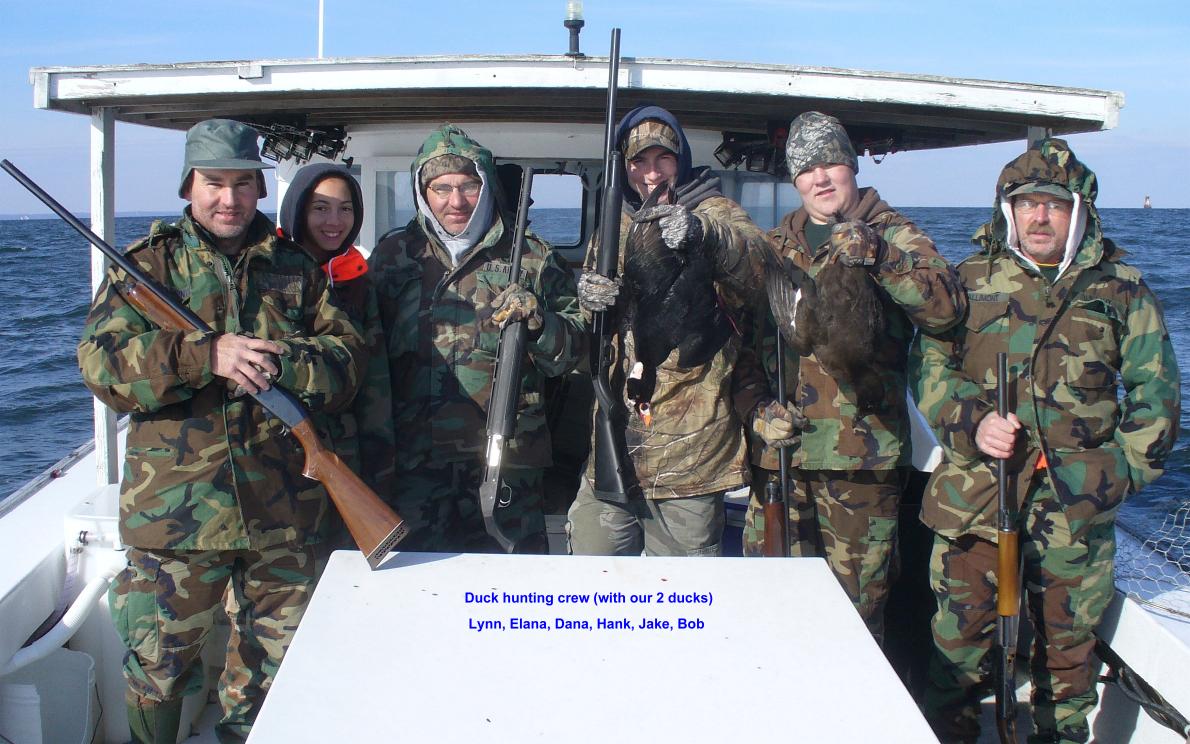 08DuckCrewOnBoat.JPG